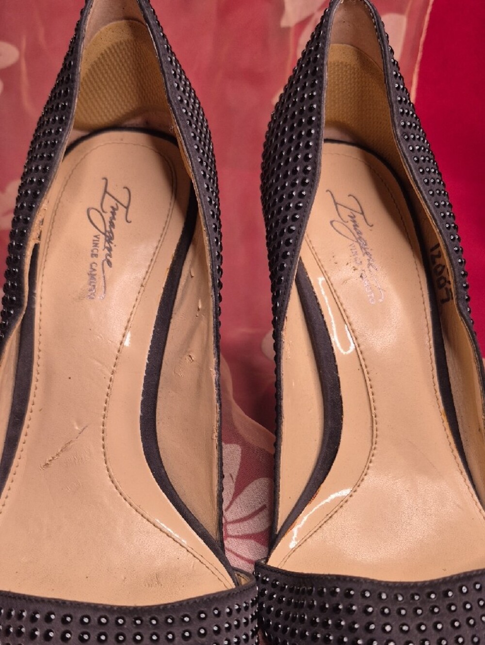 Imagine By Vince Camuto Sudded Pointed-Toe Women's Pumps in Black - Picture 7 of 11